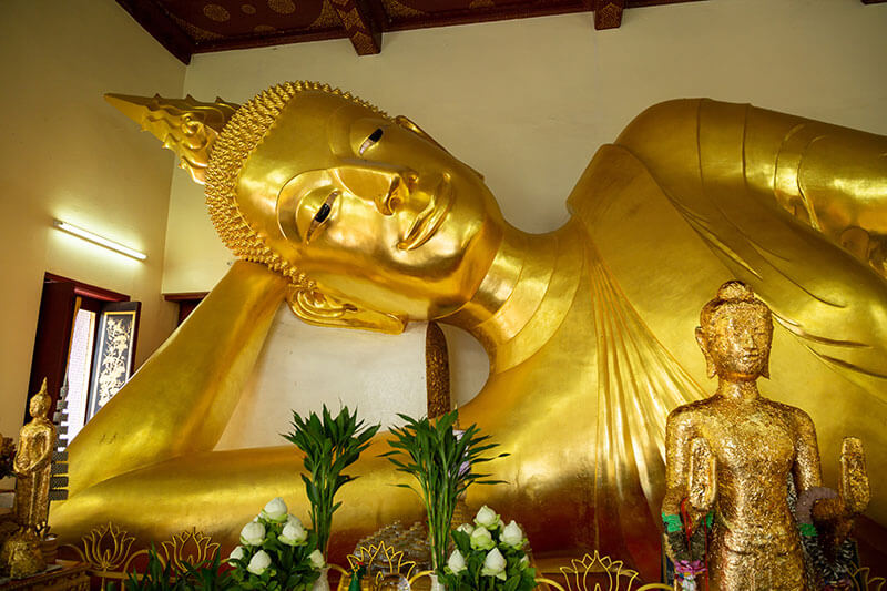 พระพุทธรูปปางไสยาสน์